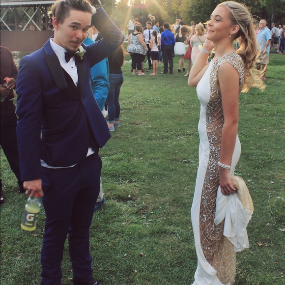 Homecoming/prom dress - Picture 8 of 8